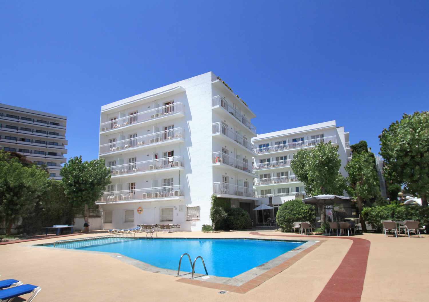Hotel Villa Garbí cover