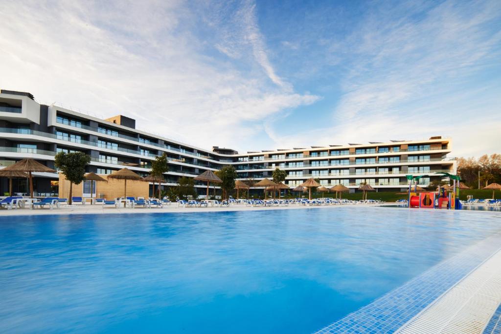 Alvor Baia Resort Hotel cover