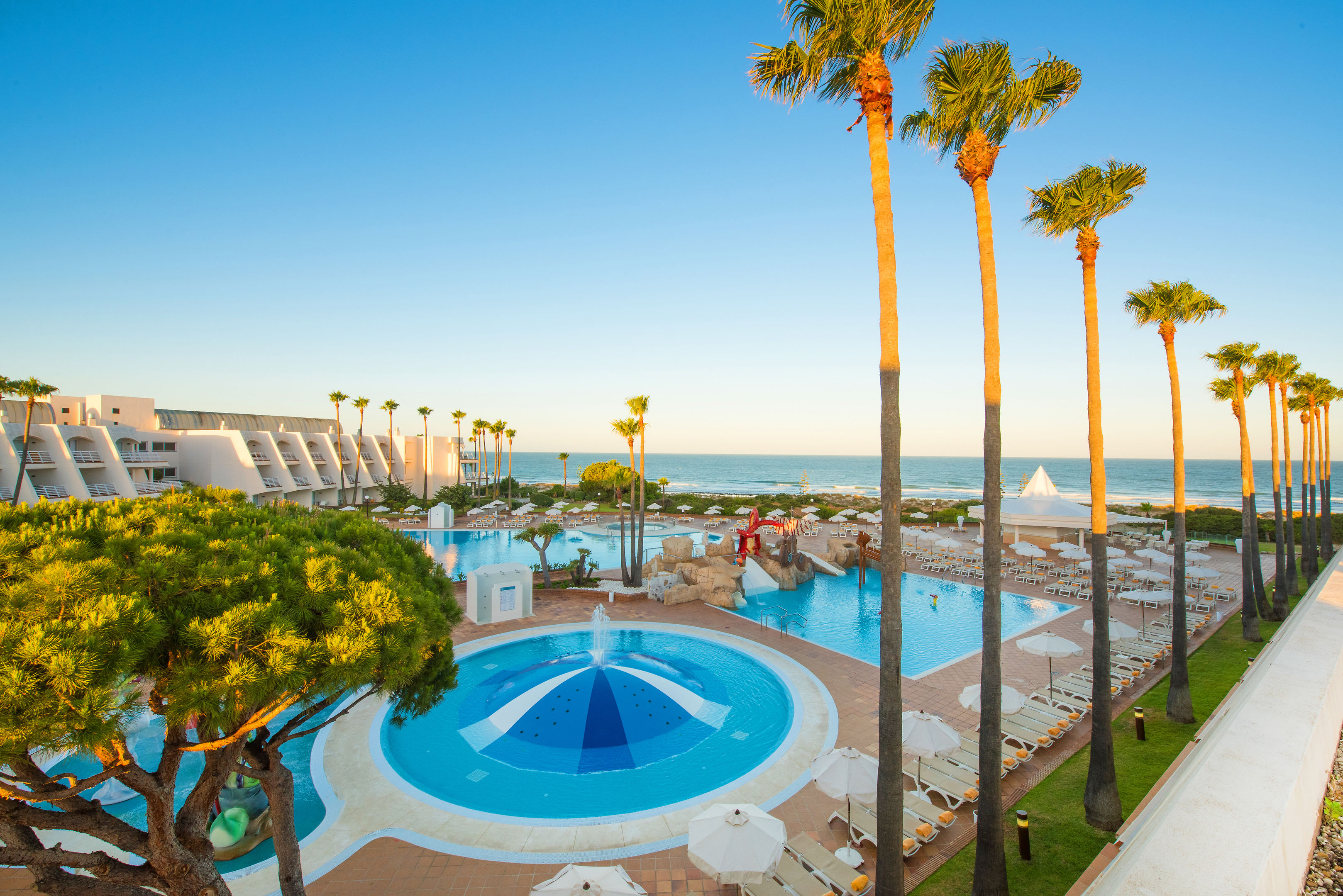 Iberostar Waves Royal Andalus cover