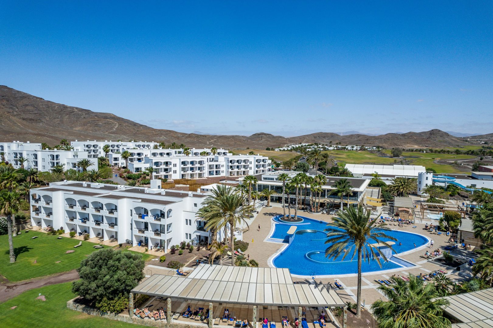 Playitas Aparthotel cover