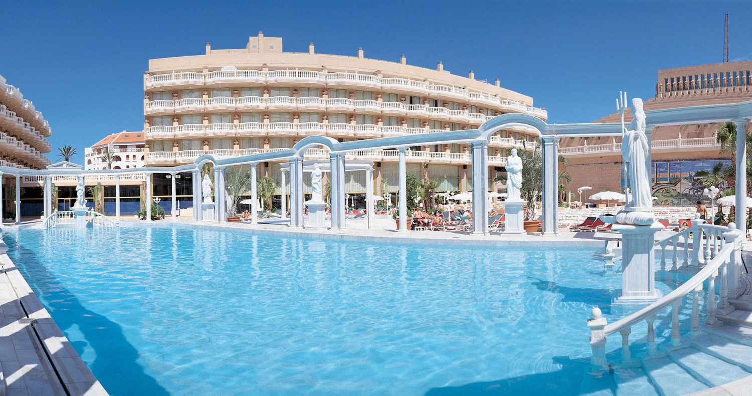 Hotel Cleopatra Palace cover