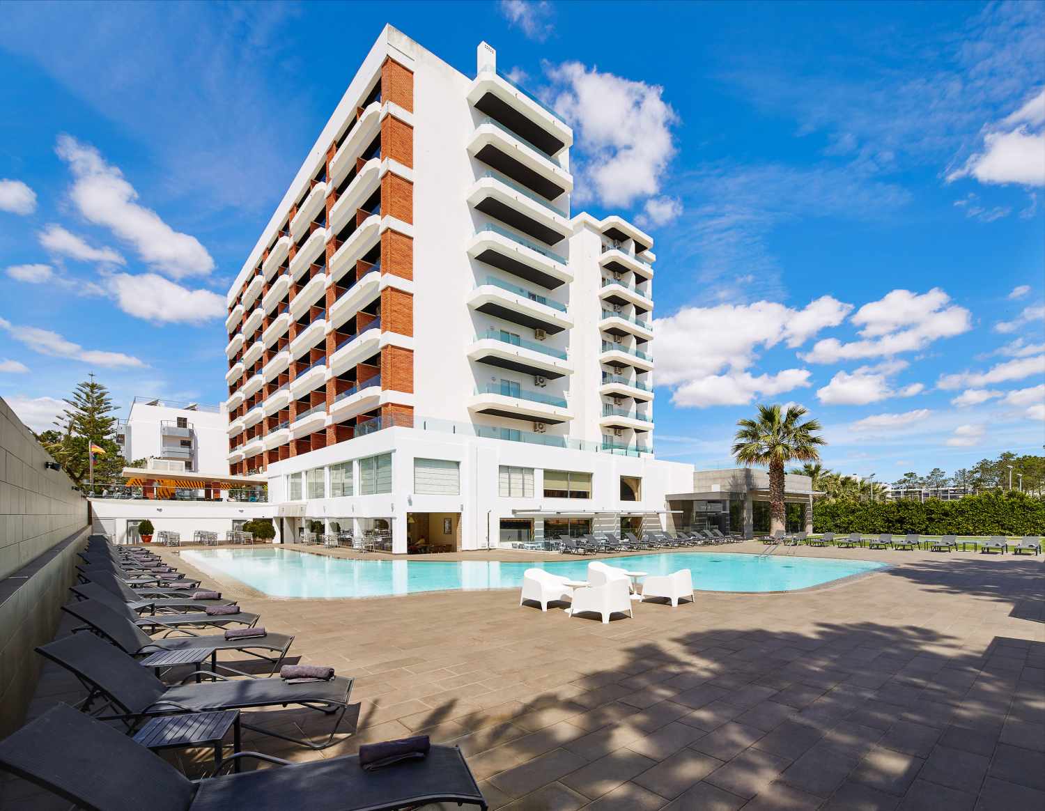 Alcazar Hotel & SPA cover