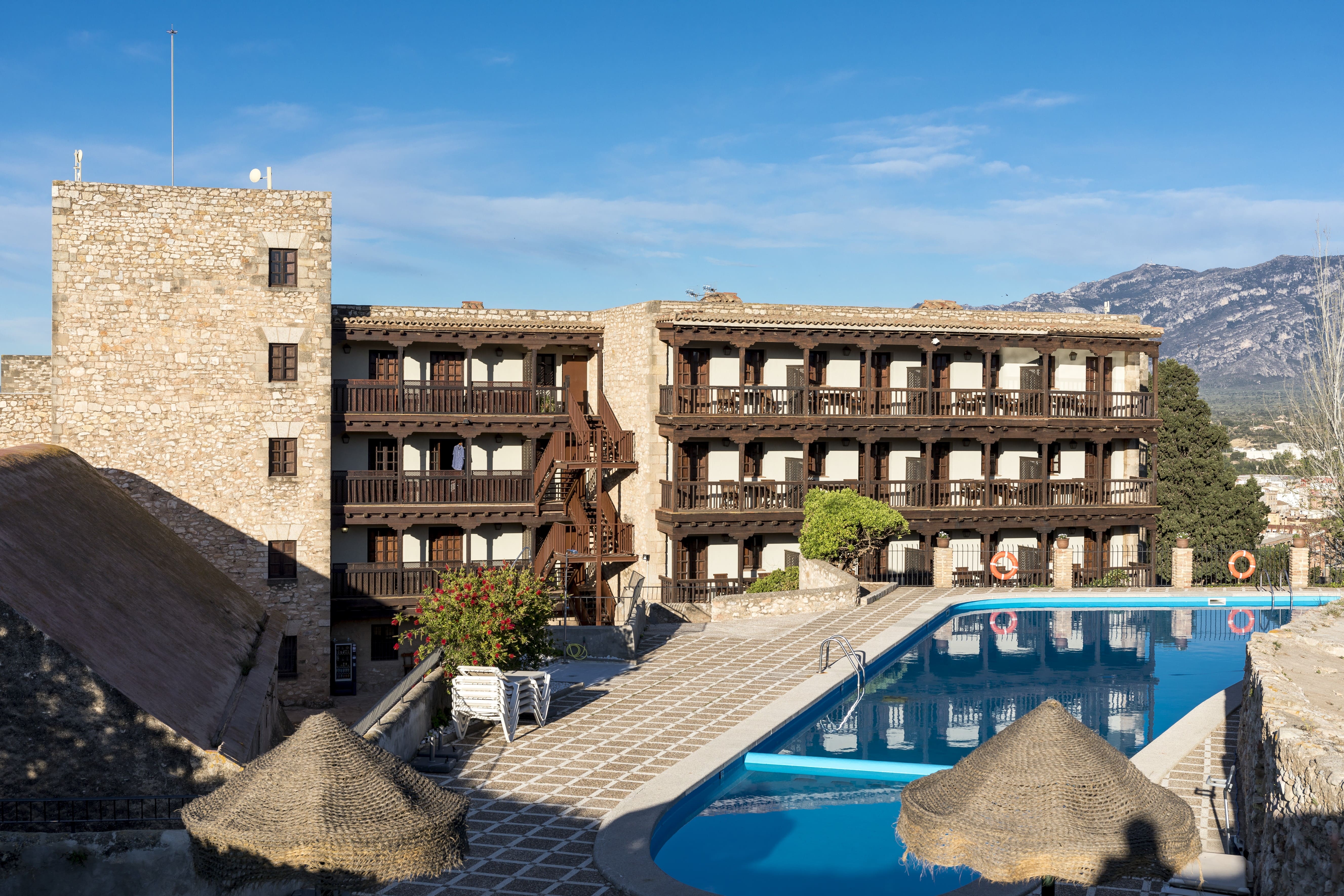 Parador de Tortosa cover
