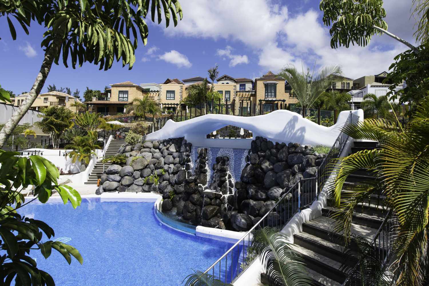 Hotel Suite Villa Maria cover