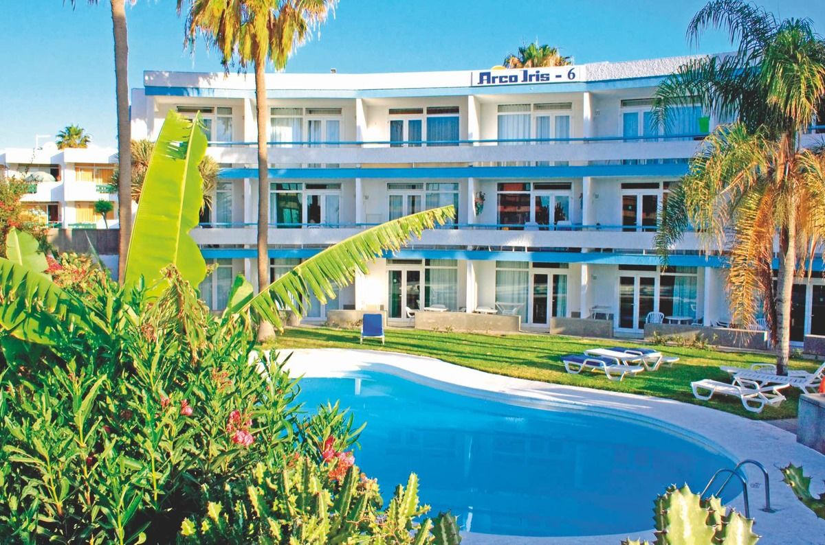 Arco Iris Apartamentos cover