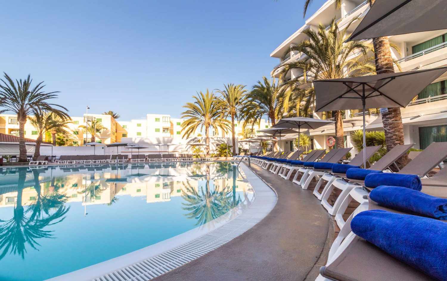 Akeah Broncemar Hotel