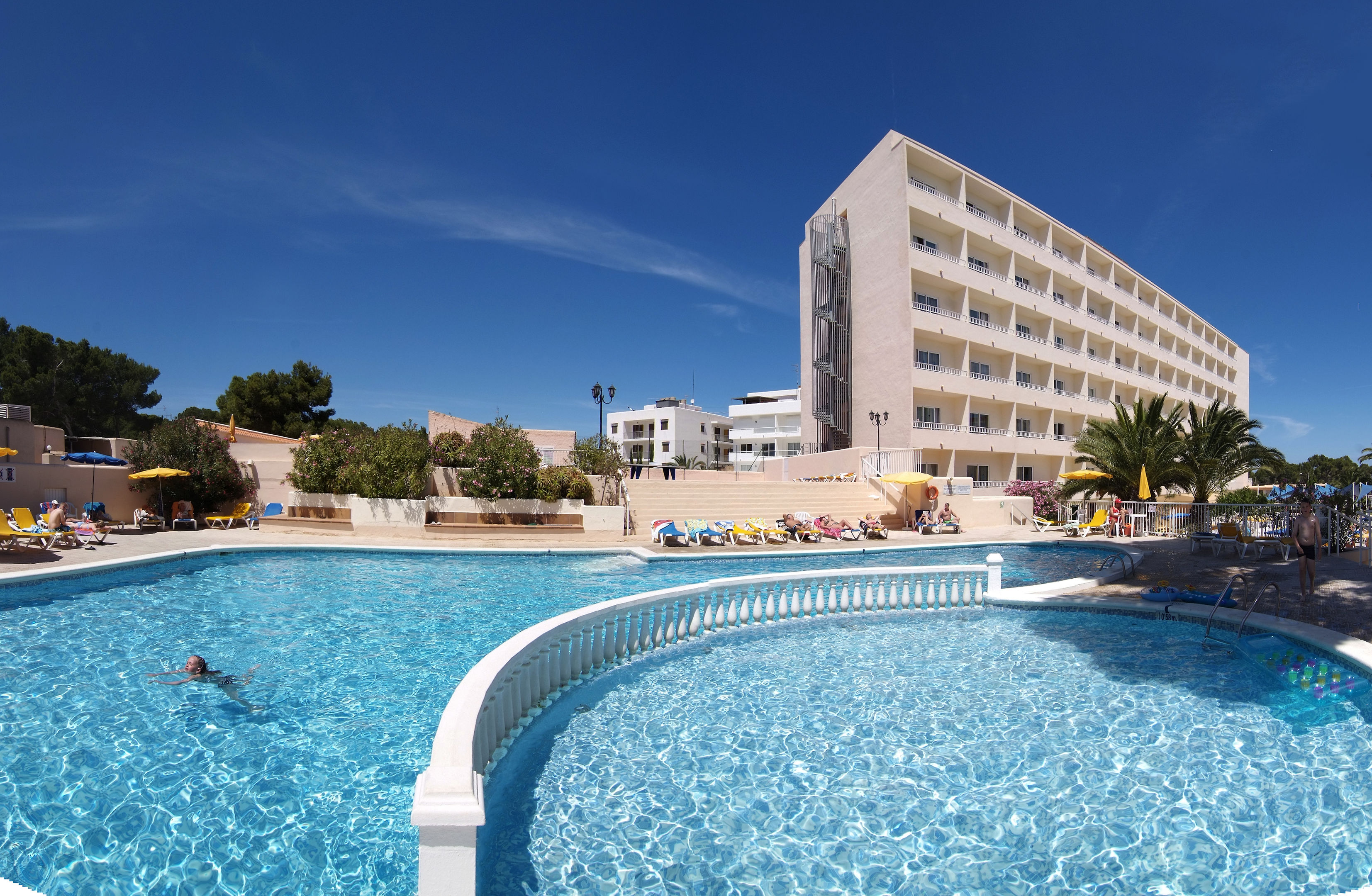 Invisa Hotel Ereso cover