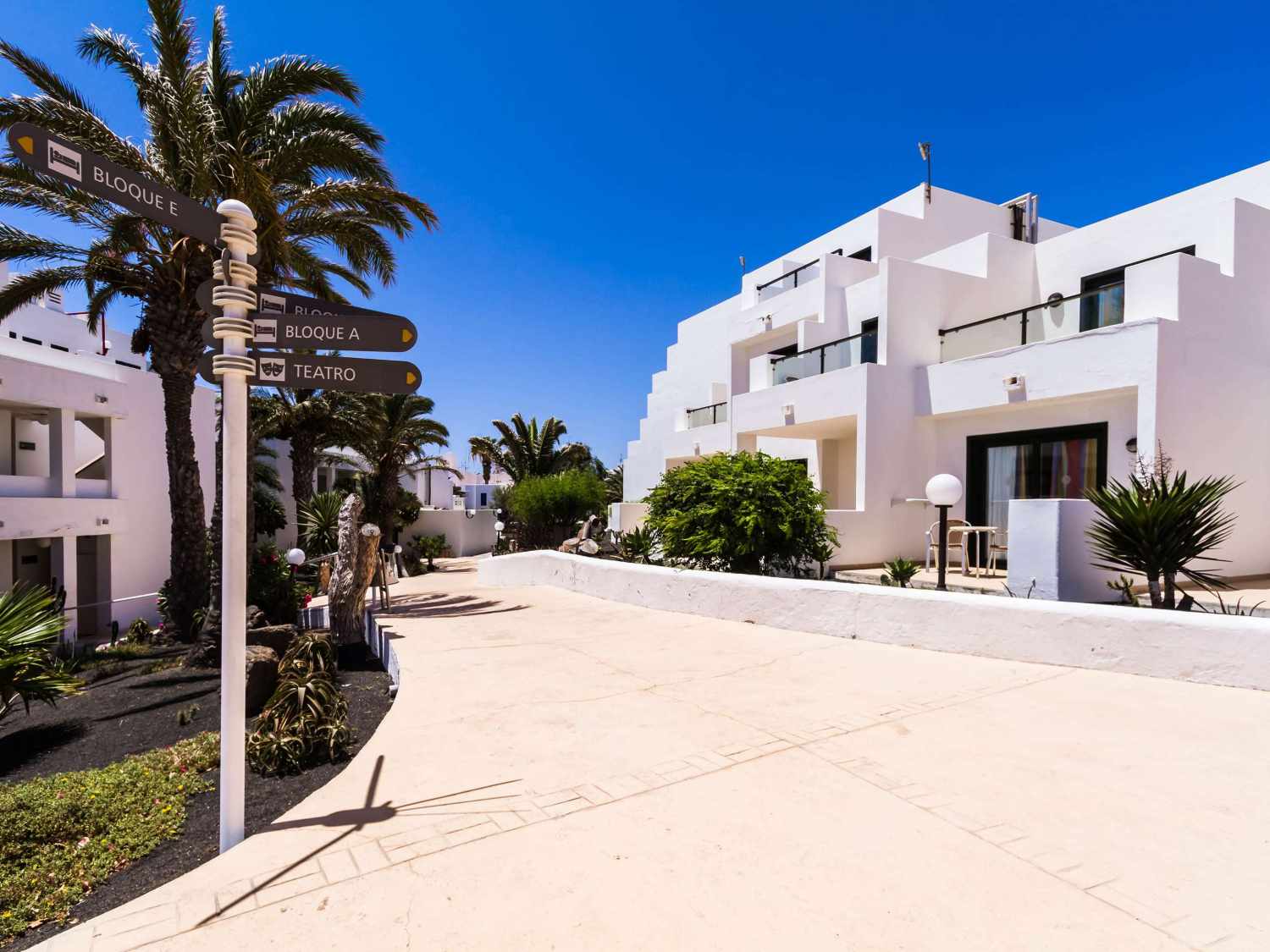 BlueBay Lanzarote cover