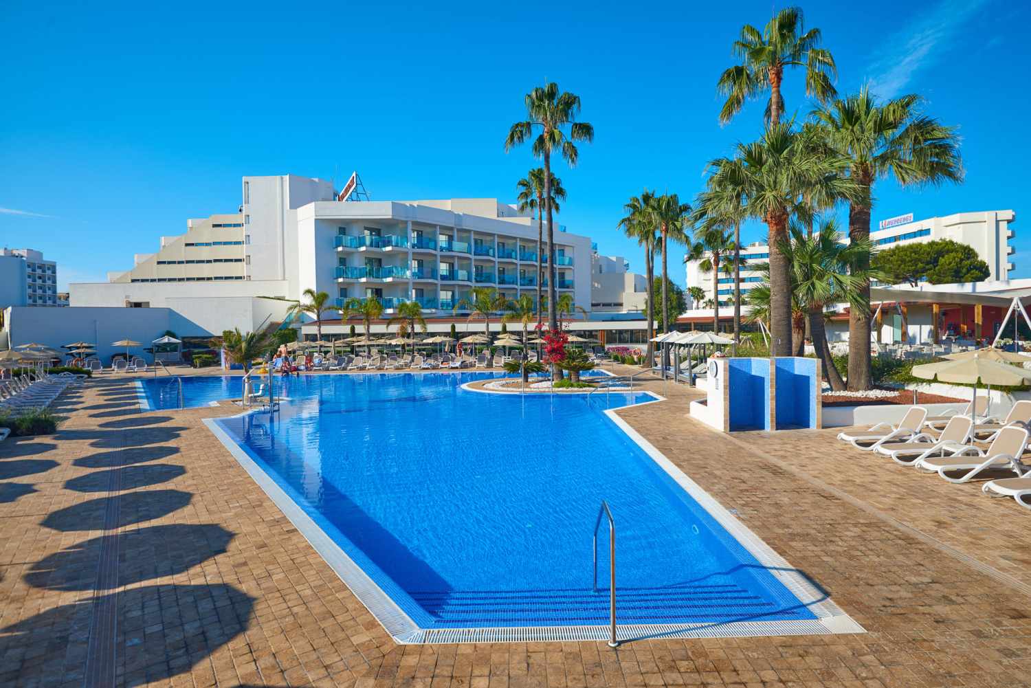 Hipotels Cala Millor Park cover