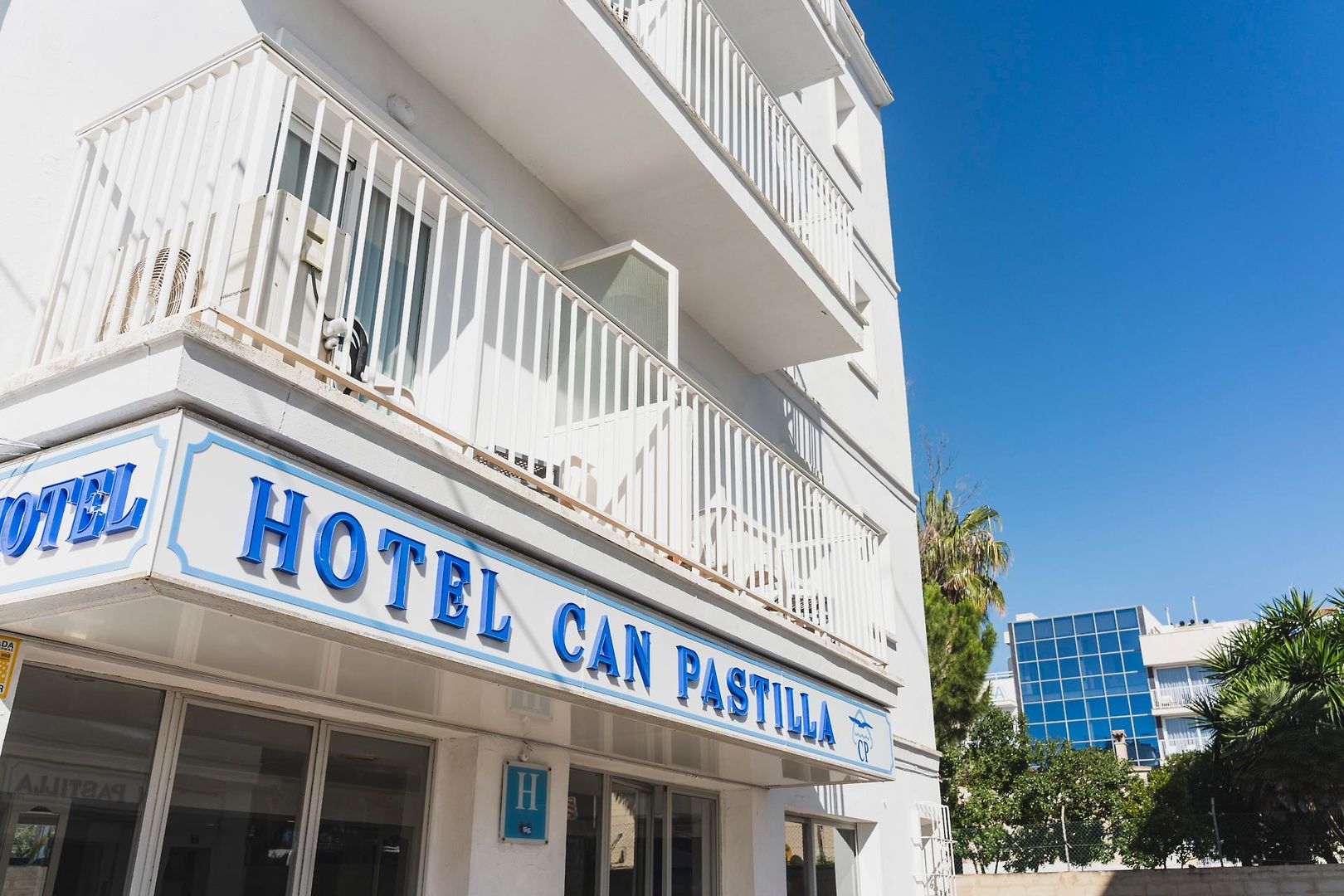 Hotel Amic Can Pastilla cover