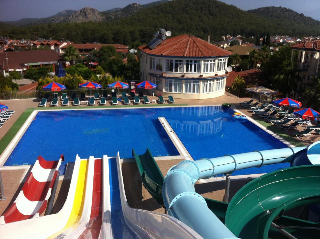 Gürol Aqua Resort Hotel & Apartments