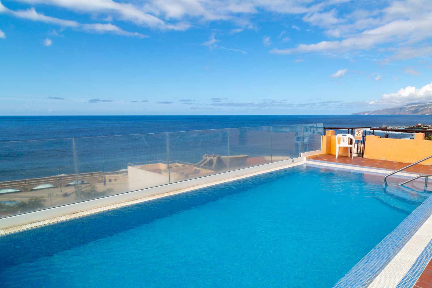 Hotel Marquesa cover