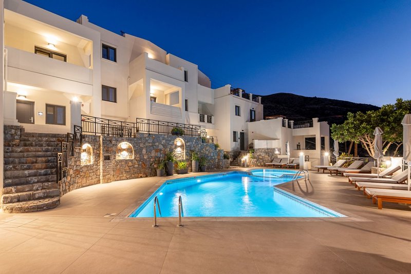 Minois Boutique Hotel cover