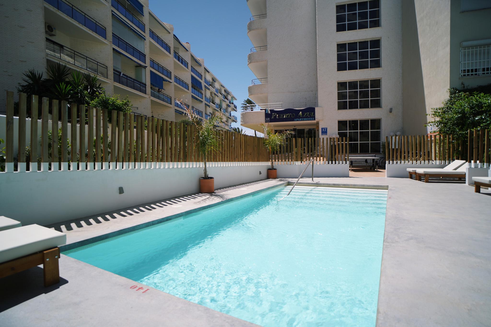 Aparthotel Puerto Azul cover