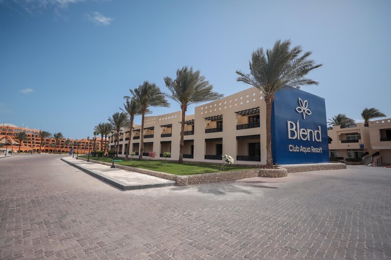Blend Club Aqua Resort cover