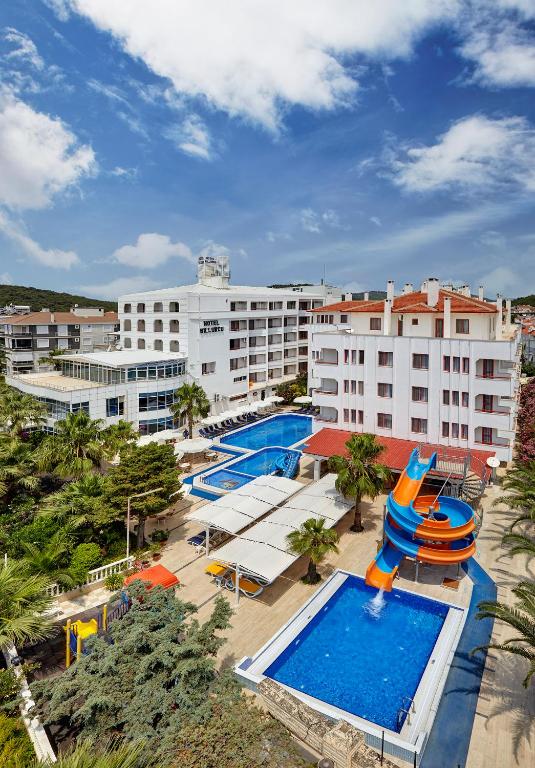 Hotel Billurcu cover