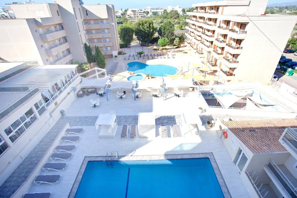 BJ Playamar Hotel & Apartamentos cover