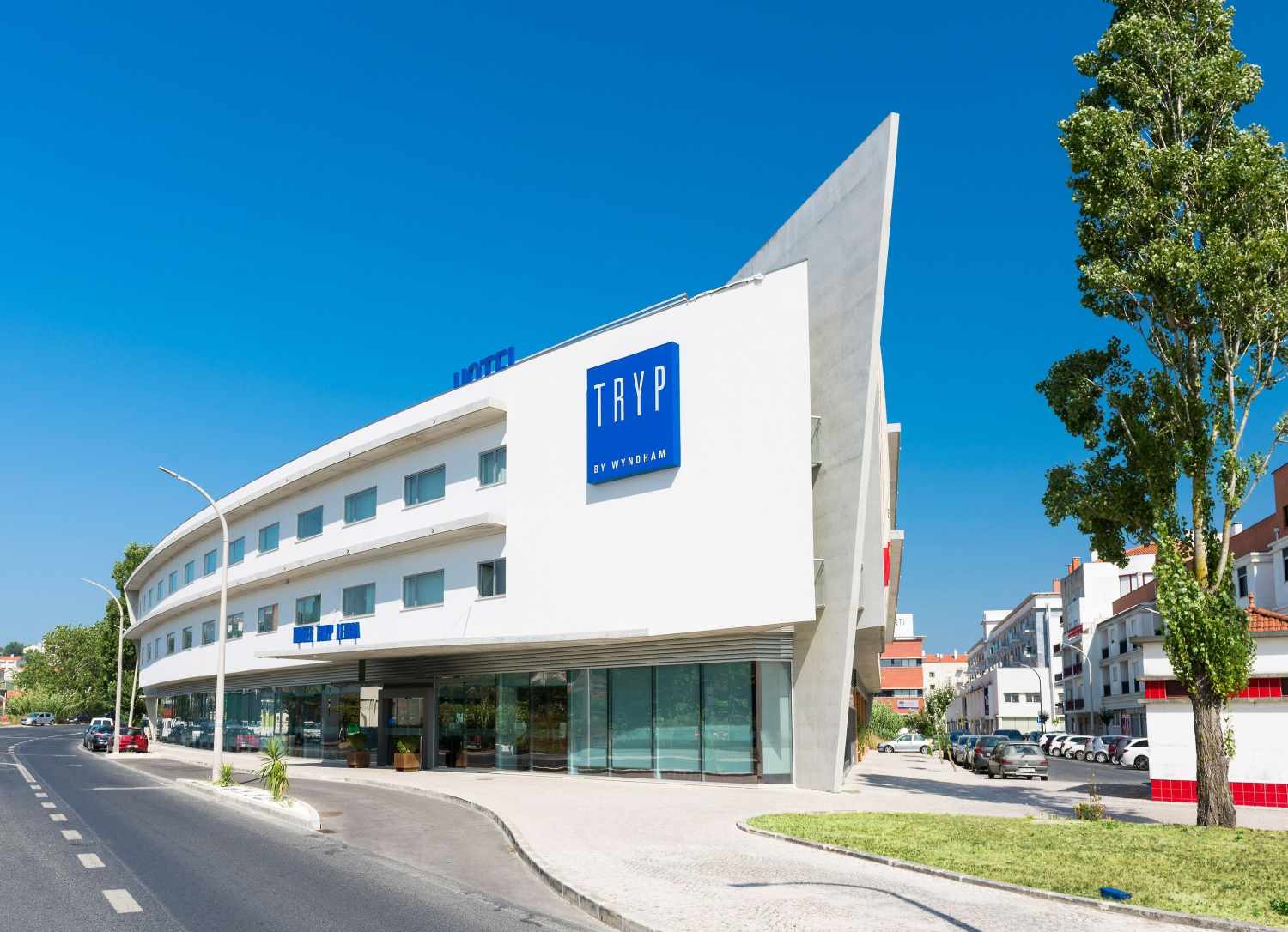 TRYP by Wyndham Leiria cover