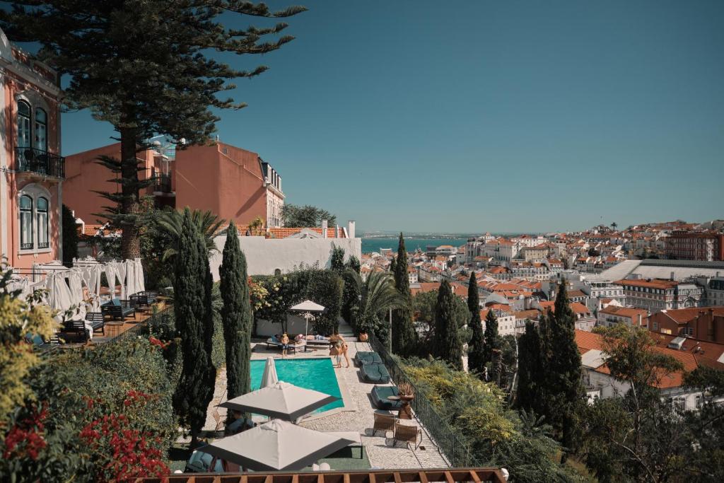 Torel Palace cover