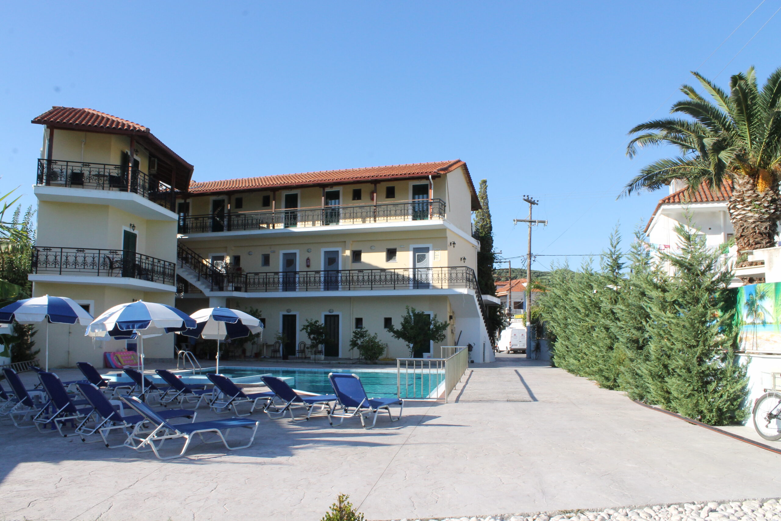 La Caretta Hotel cover