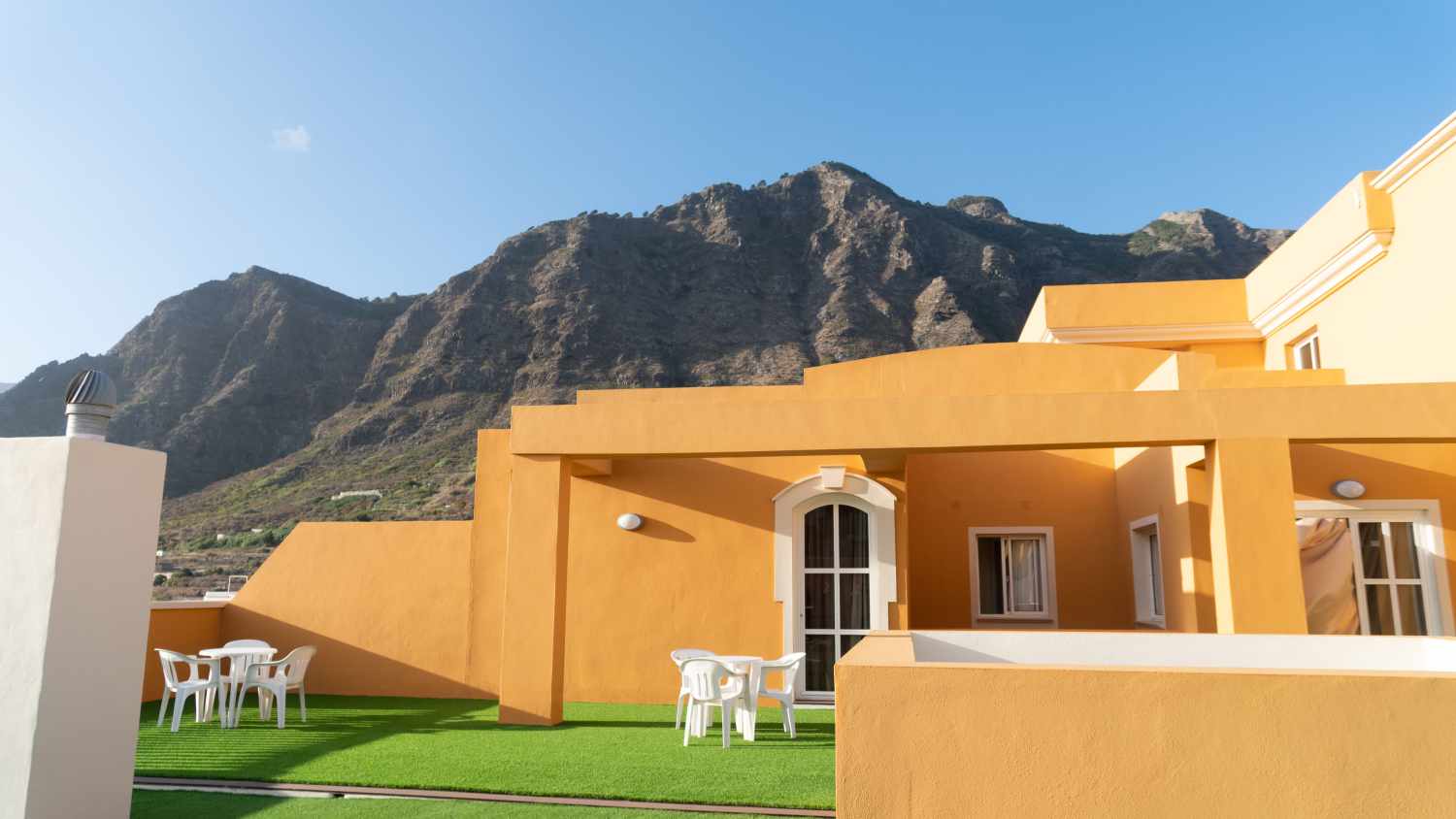 Coral Los Silos - Your Natural Accommodation Choice cover
