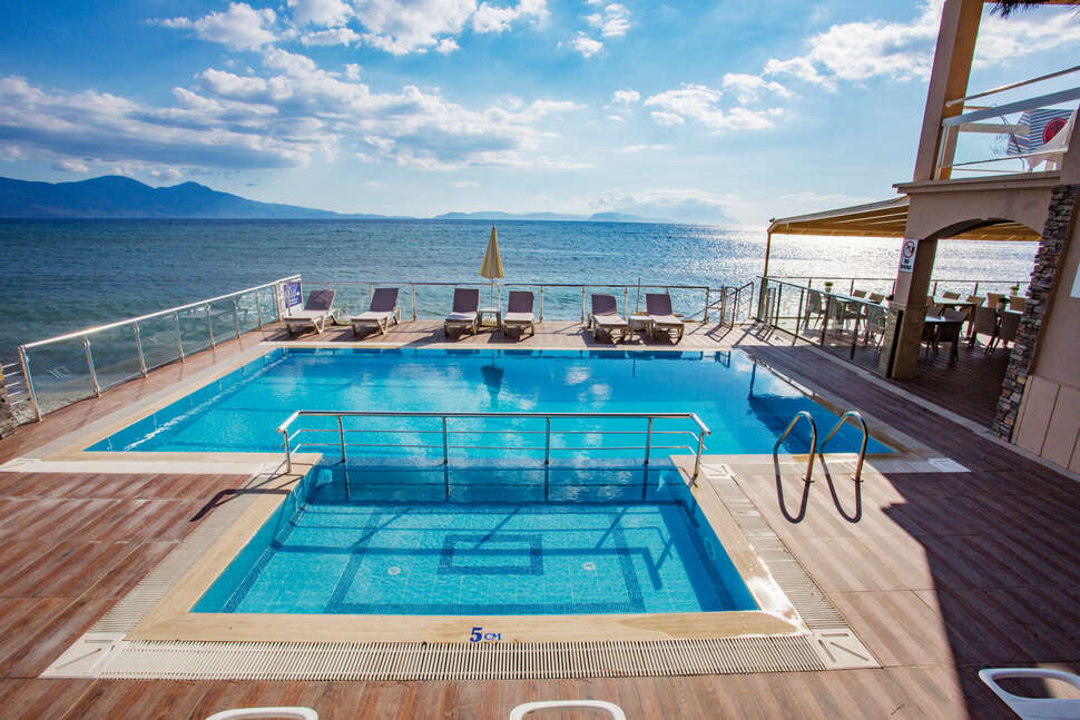Melis Hotel cover
