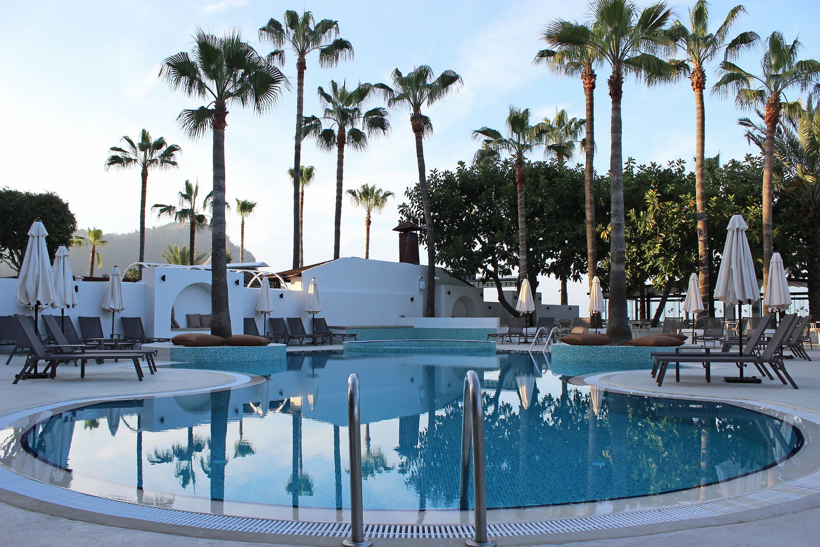 Savk Hotel cover