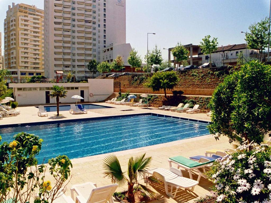 Apartamentos Jardins da Rocha cover