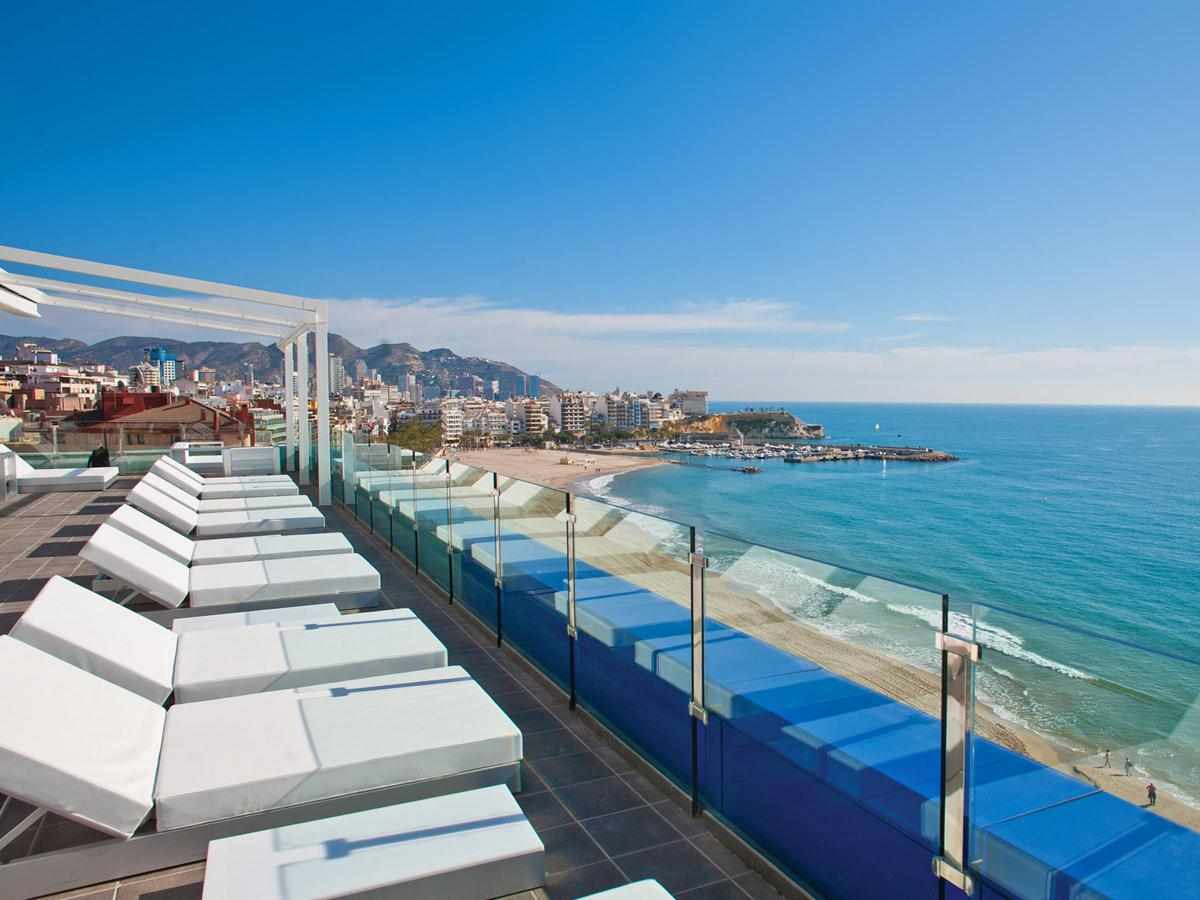 Villa Del Mar cover