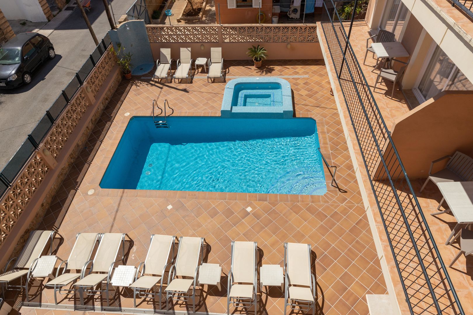 Martinez Apartments cover