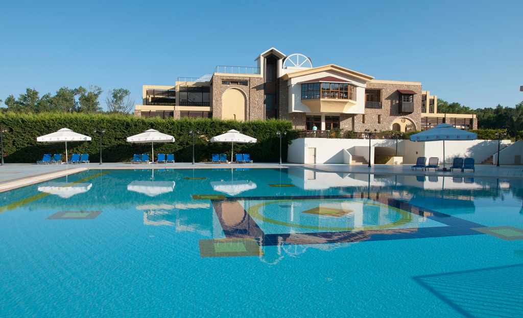Simantro Resort cover