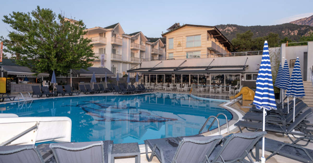Club Hotel Sunbel cover