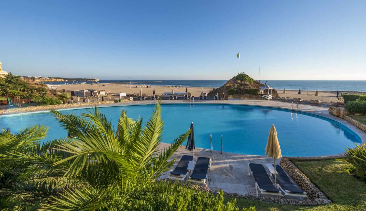 Hotel Algarve Casino cover