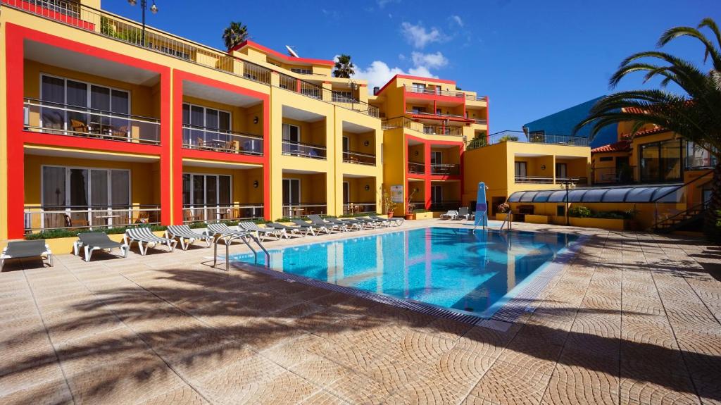 Hotel Cais da Oliveira cover
