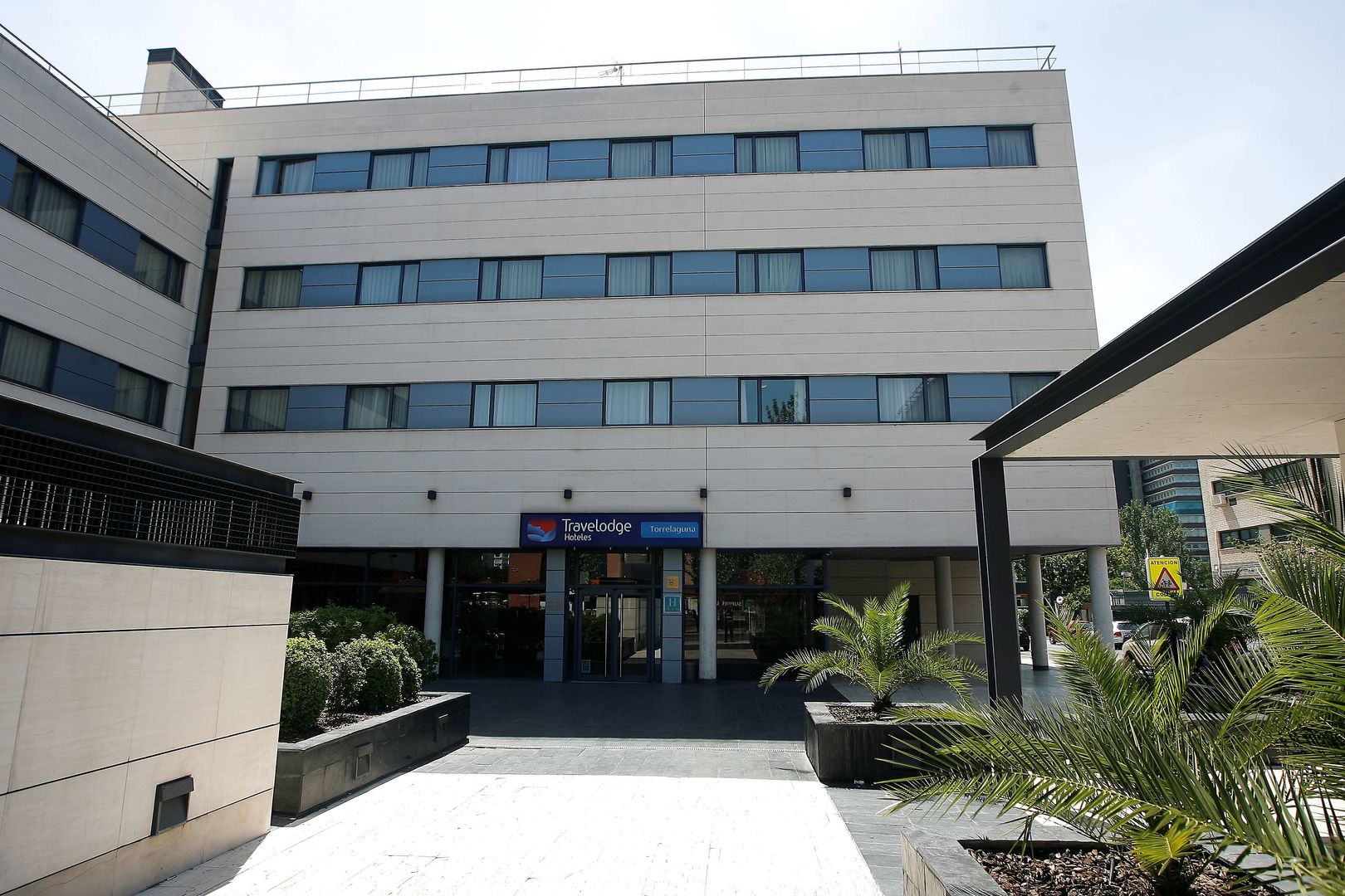 Travelodge Madrid Torrelaguna cover