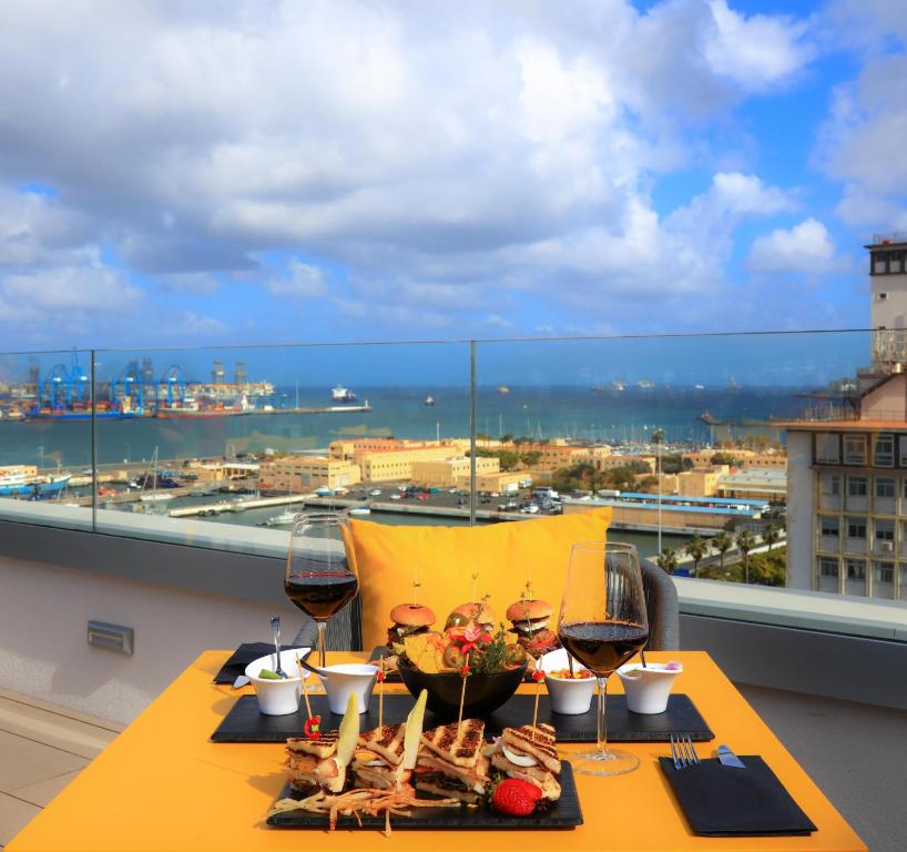 Design Plus BEX Hotel cover