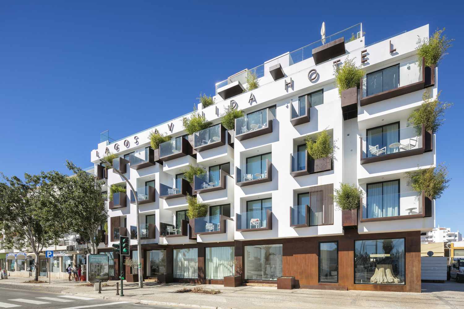 Lagos Avenida Hotel cover