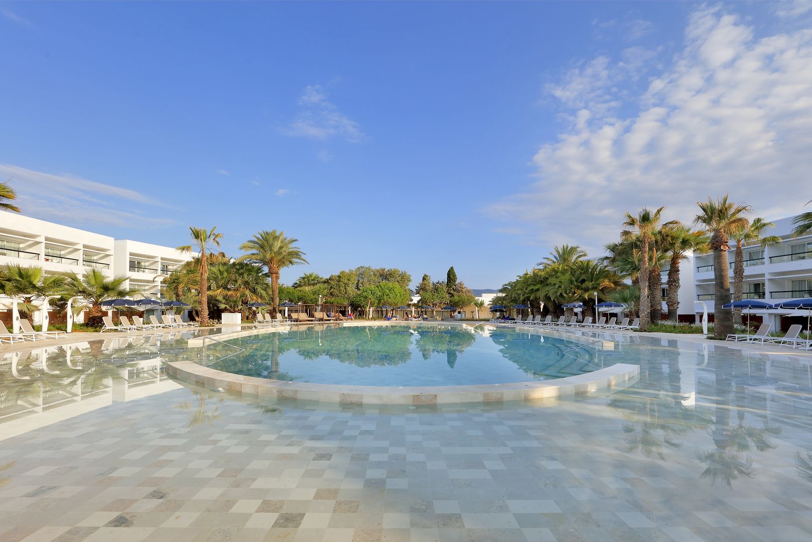 Grand Palladium Select Palace Ibiza cover