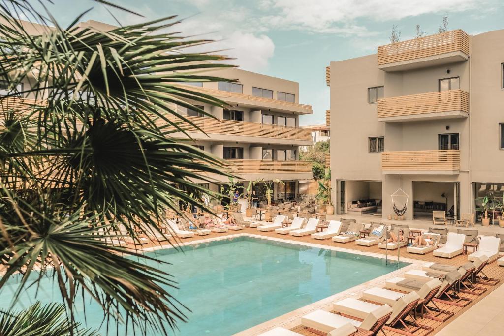 Cook's Club Hersonissos Crete cover
