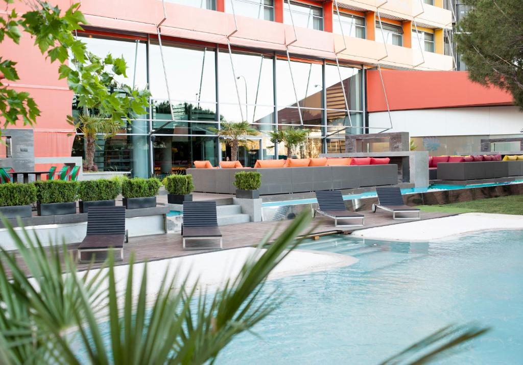 Puerta América Hotel cover