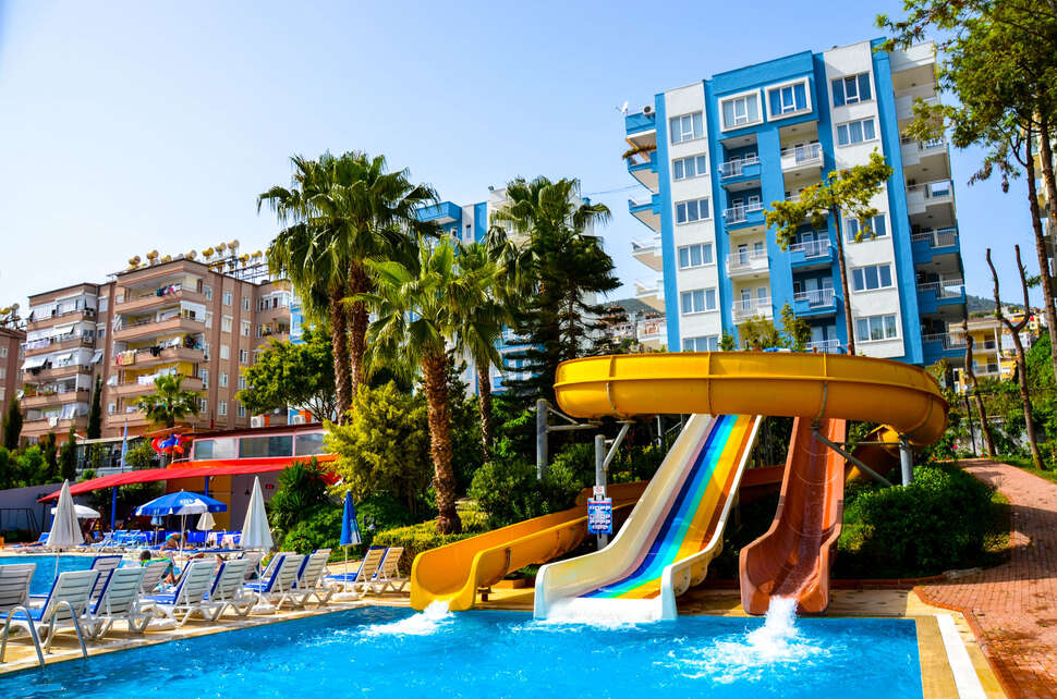 Ark Suite Hotel cover