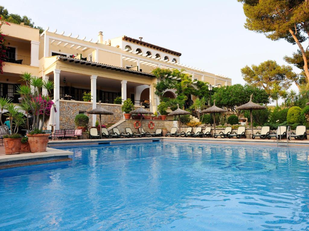 Hotel Bahia cover