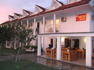 Yavuz Hotel cover