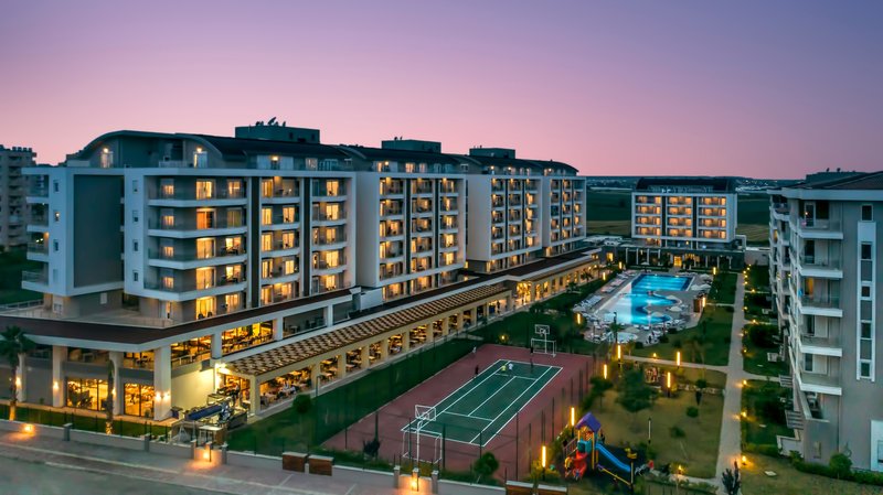Greenwood Suites Resort cover