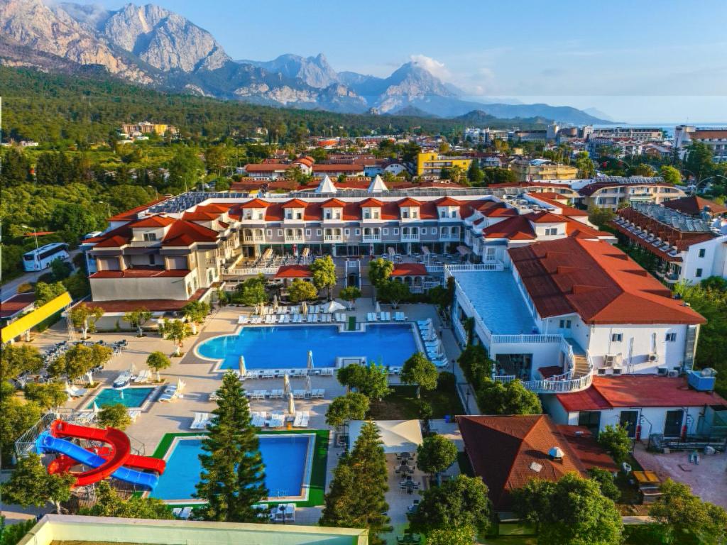 Viking Garden Hotel & Spa cover