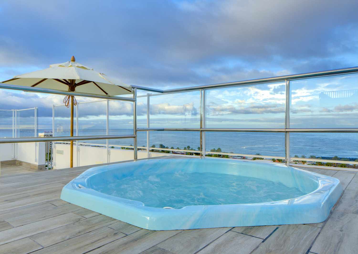 Coral Ocean View Hotel