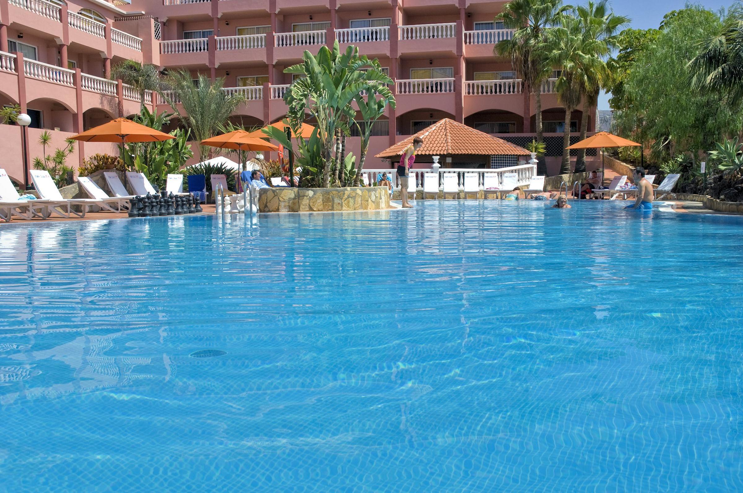 Apartamentos Marola Park cover