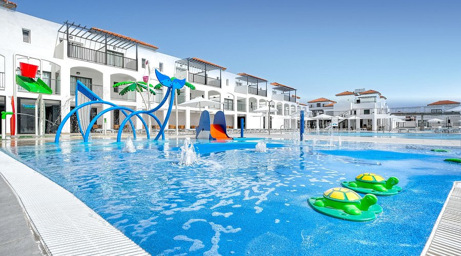 Broncemar Beach Suites Hotel cover