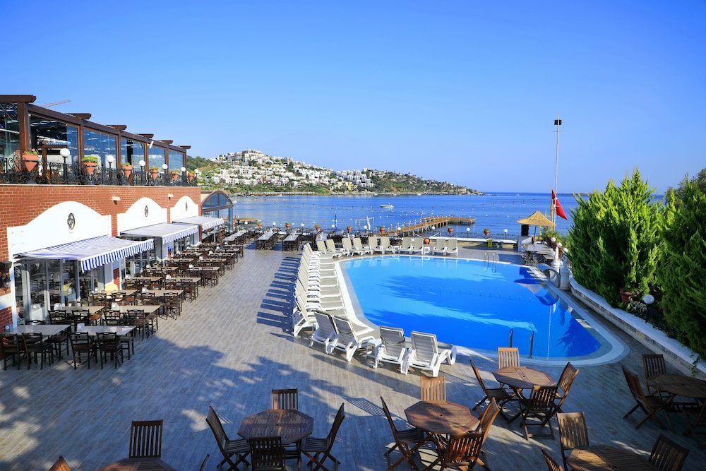 Cactus Fleur Beach Club cover
