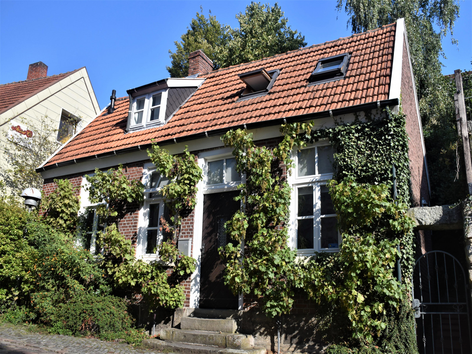 DE034 cover